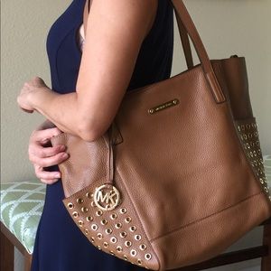 MK Pebbled Leather travel tote new brown large light weight